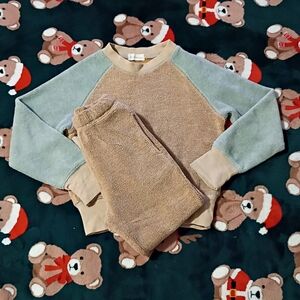 Fin & Vince Sherpa Sweatsuit Boy/Girl Size 2/3Y VGUC